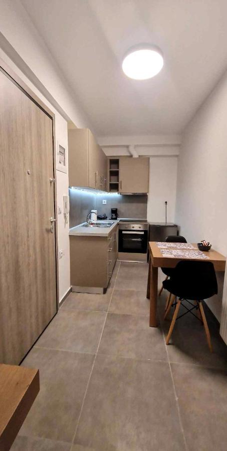 라리사 Vv Cosy Host 2 아파트 외부 사진